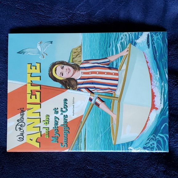 The Annette Mysterys Annette Funicello Disney Book Set - Picture 7 of 12